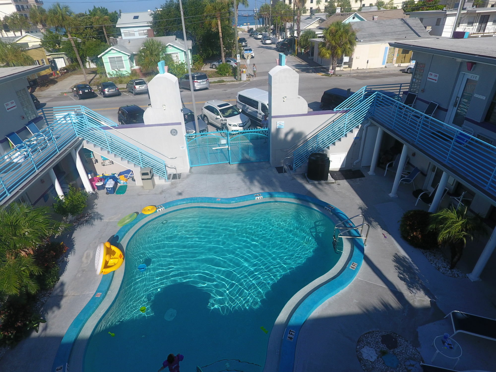 Royal North Beach شاطئ كليرووتر المظهر الخارجي الصورة